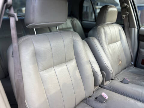 2009 Mercury Grand Marquis LS