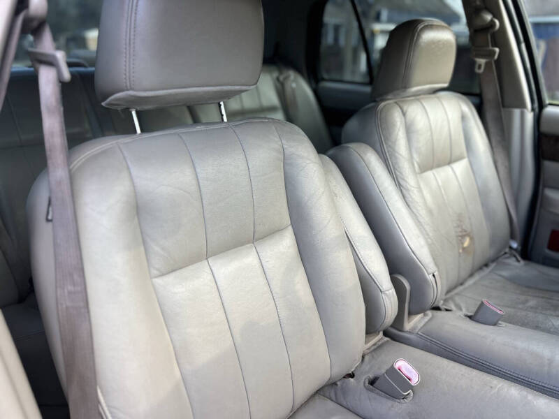 2009 Mercury Grand Marquis LS