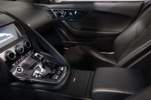 2021 Jaguar F-TYPE R-Dynamic