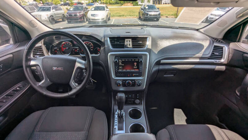 2016 GMC Acadia SLE-2