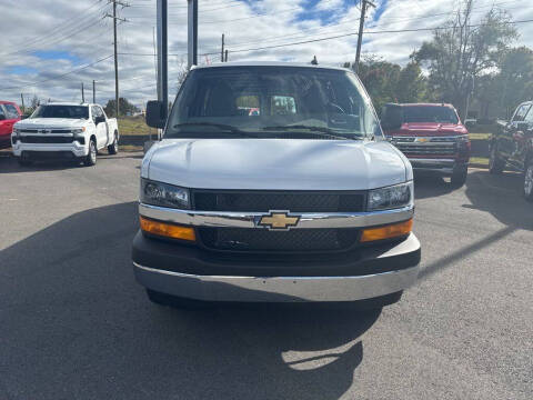 2025 Chevrolet Express 3500