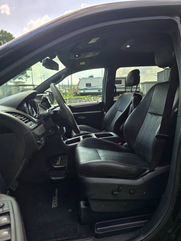 2014 Dodge Grand Caravan R/T