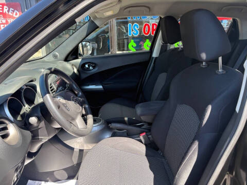 2017 Nissan JUKE S