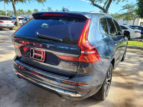 2023 Volvo XC60 B5 Plus Bright Theme