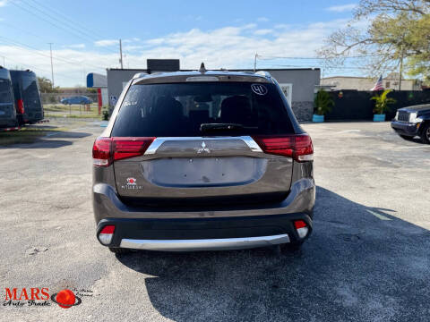 2017 Mitsubishi Outlander SEL