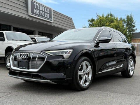 2019 Audi e-tron quattro Premium Plus