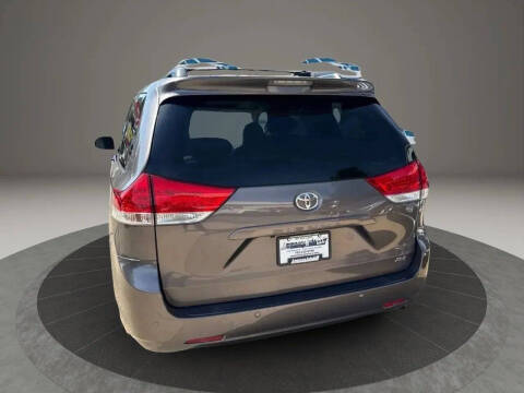 2011 Toyota Sienna