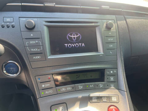 2015 Toyota Prius Two