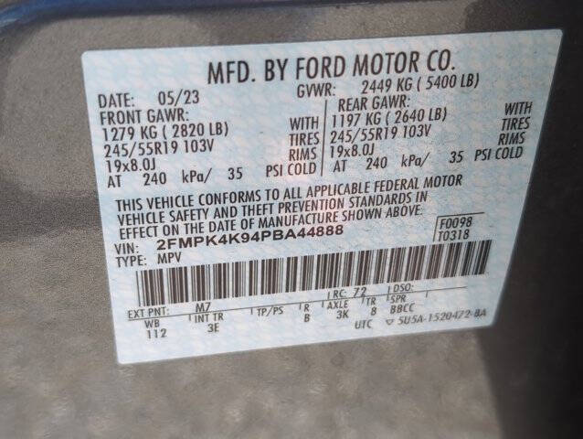 2023 Ford Edge Titanium