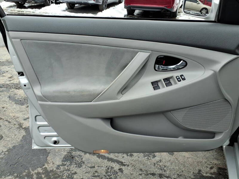 2011 Toyota Camry Hybrid