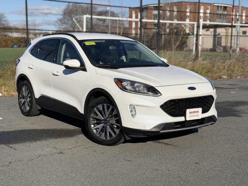 2020 Ford Escape Titanium