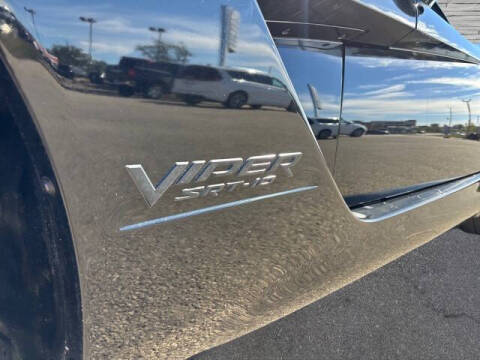 2004 Dodge Viper SRT-10