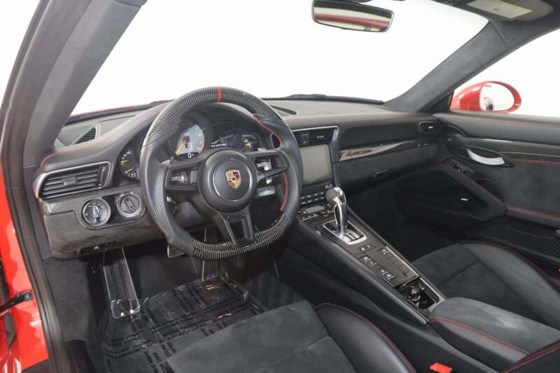 2019 Porsche 911 GT3 RS