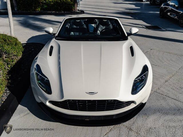 2019 Aston Martin DB11 Volante