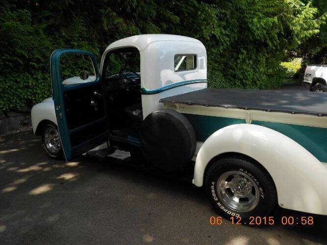 1947 Ford F-100
