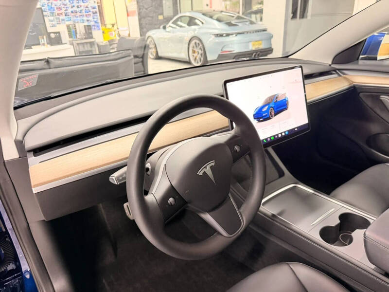 2023 Tesla Model 3 Performance