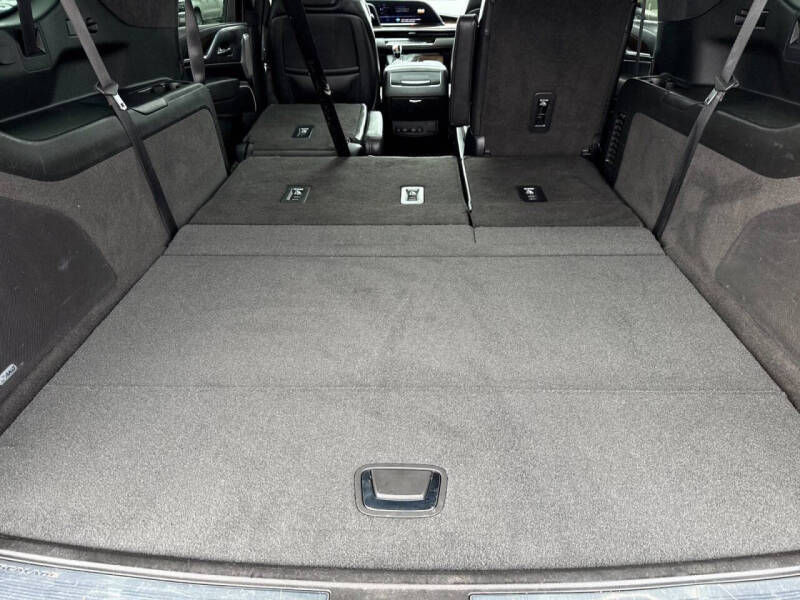 2022 Cadillac Escalade ESV Sport Platinum