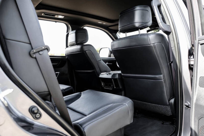 2023 Toyota Sequoia Platinum