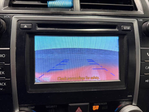 2014 Toyota Camry Hybrid LE