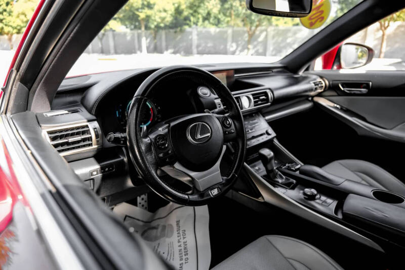 2015 Lexus IS 250