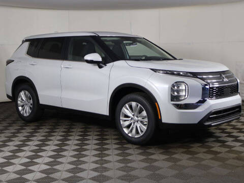 2026 Mitsubishi Outlander ES