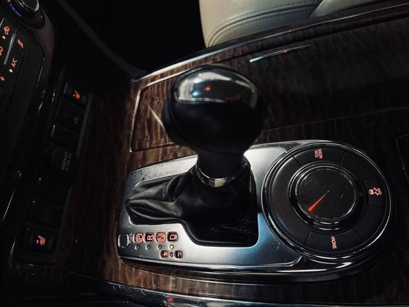 2017 Nissan Armada SL