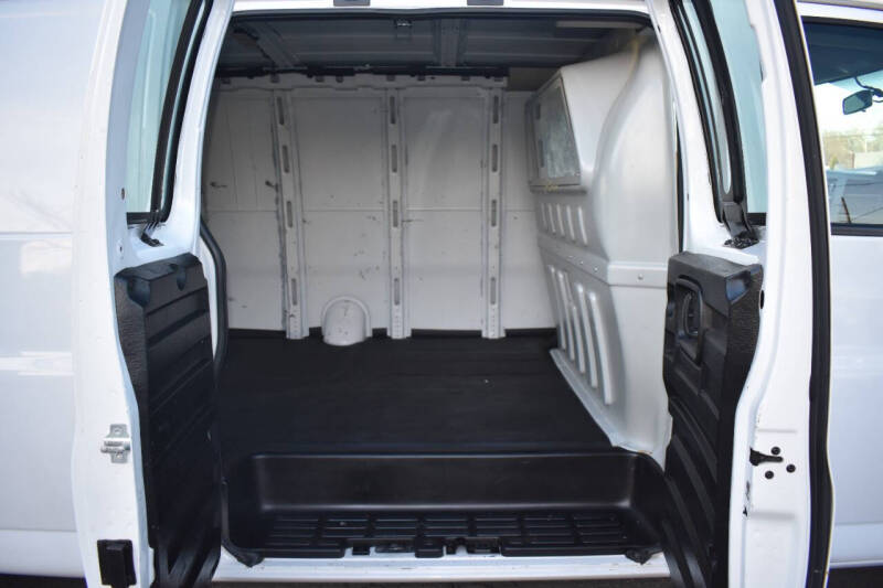 2021 Chevrolet Express 2500