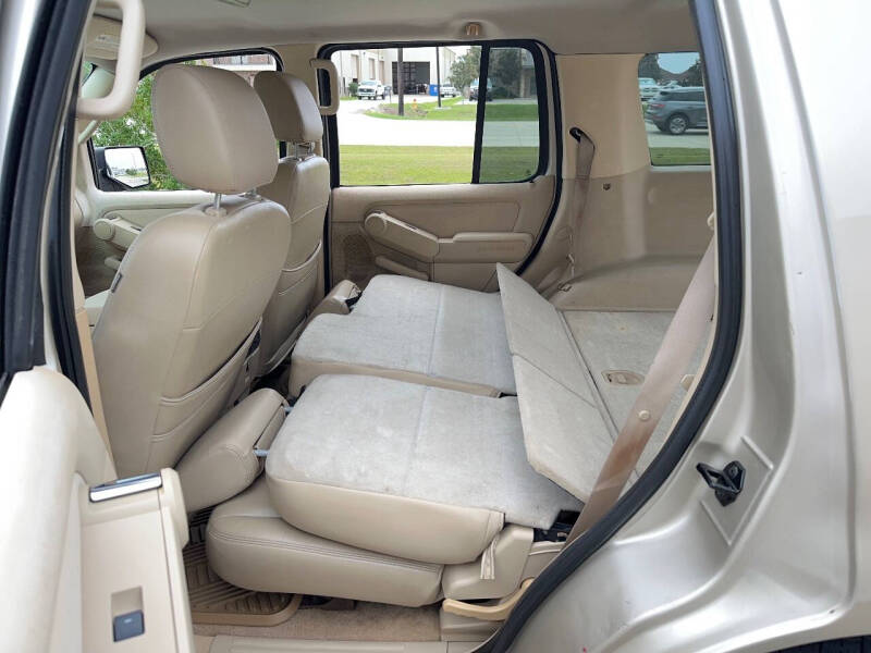 2006 Ford Explorer XLS