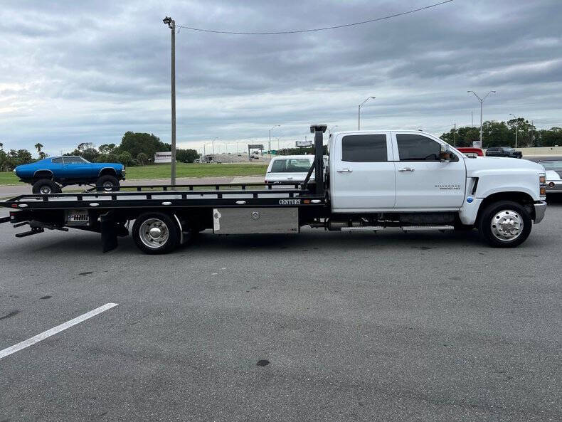 2022 Chevrolet Silverado 5500HD
