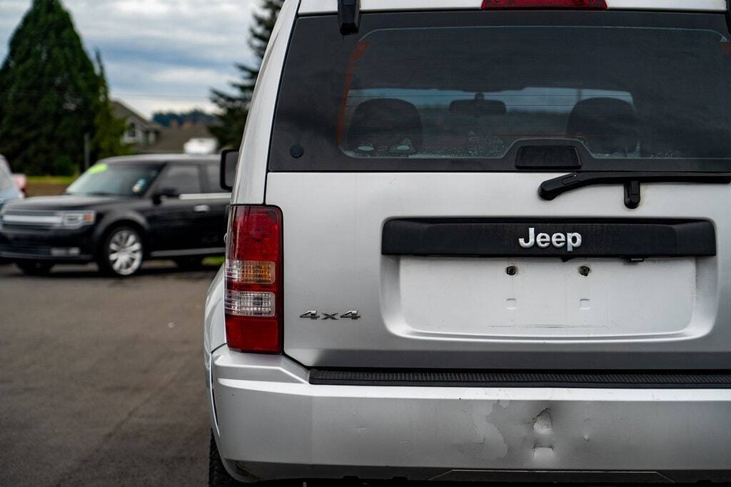 2012 Jeep Liberty for sale at Auto Destination in Puyallup, WA