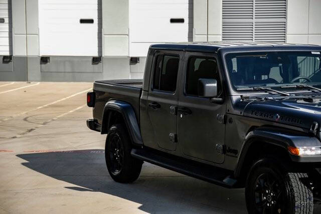 2024 Jeep Gladiator Sport