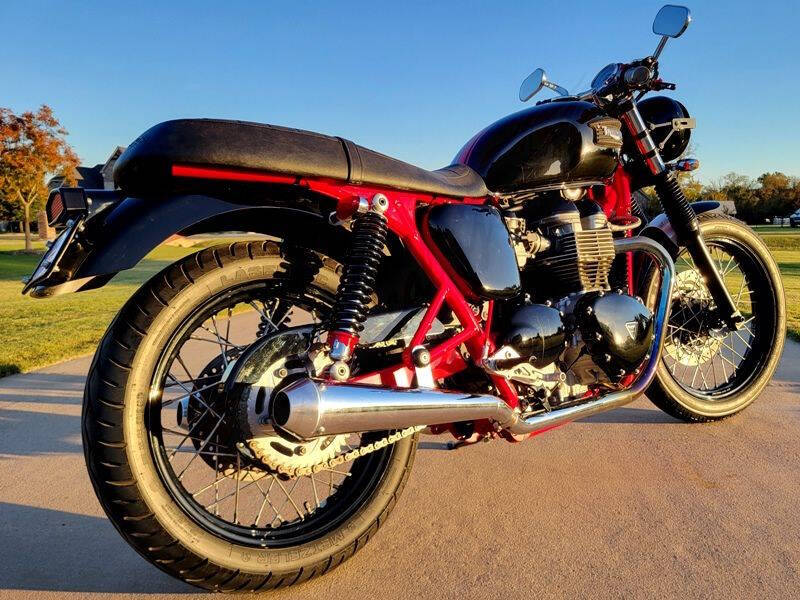 2001 Triumph Bonneville