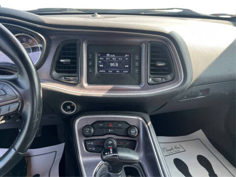 2015 Dodge Challenger SXT