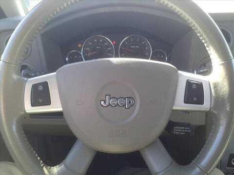 2009 Jeep Commander Sport