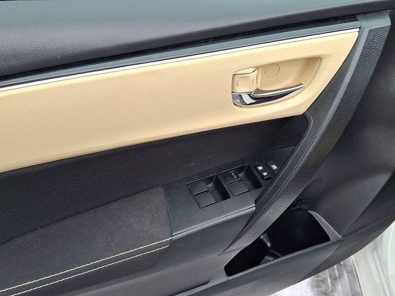 2019 Toyota Corolla XLE