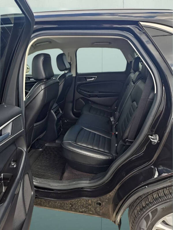 2020 Ford Edge SEL