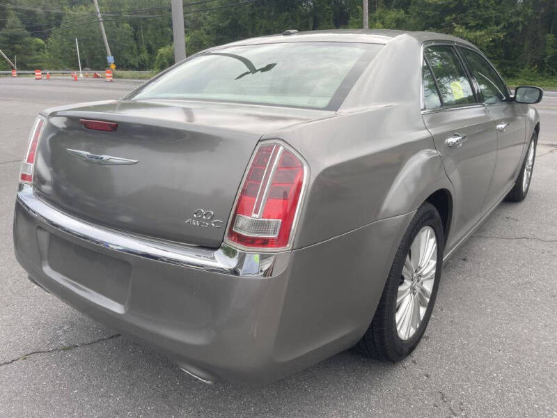 2014 Chrysler 300 C