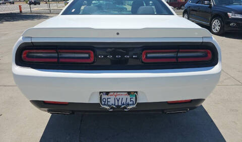 2020 Dodge Challenger SXT