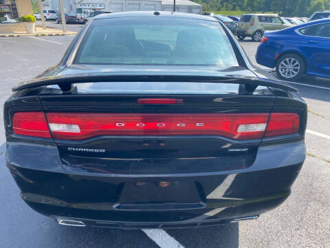 2013 Dodge Charger SE