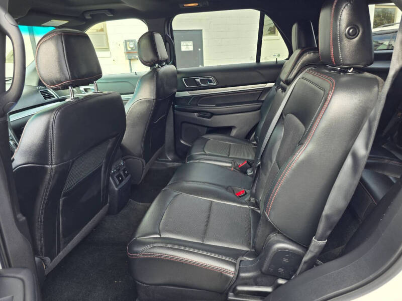 2016 Ford Explorer Sport