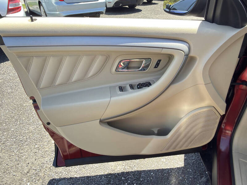 2013 Ford Taurus SEL