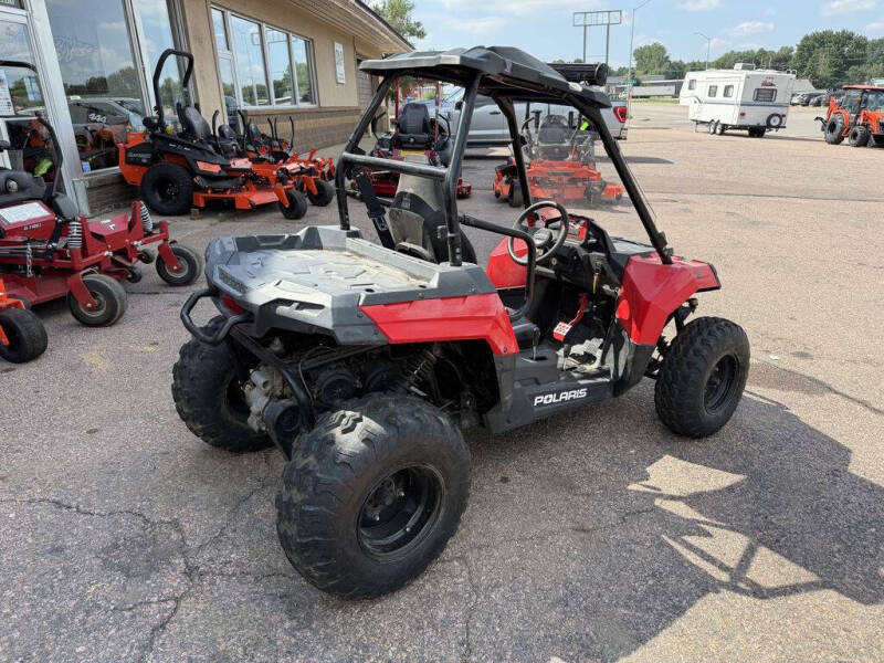 2017 Polaris ACE® 150 EFI Indy Red