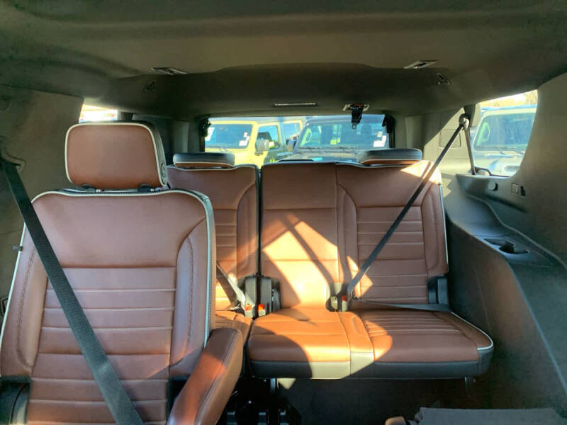 2023 GMC Yukon Denali Ultimate