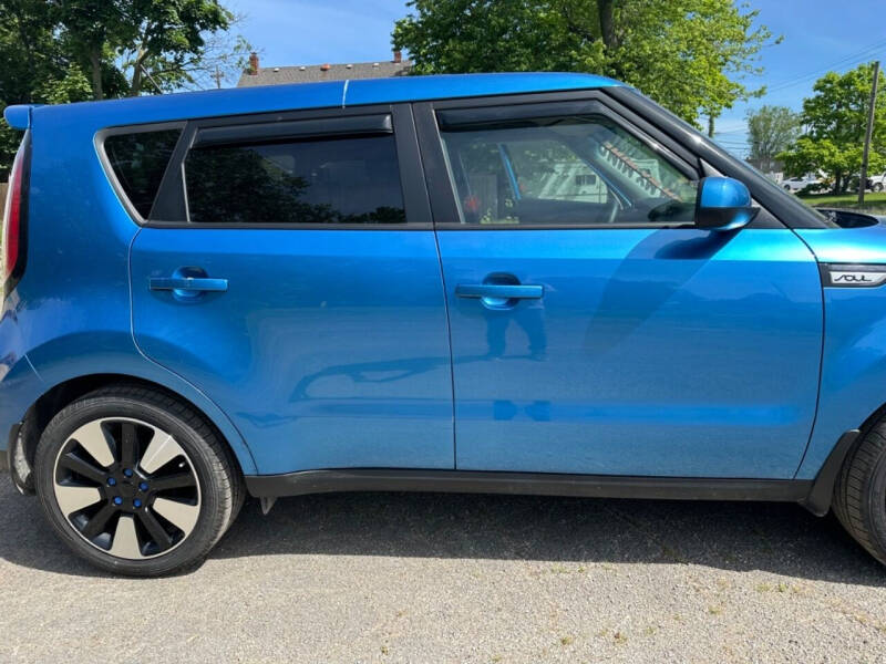 2018 Kia Soul +
