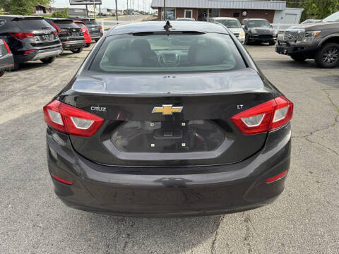 2017 Chevrolet Cruze LT Auto