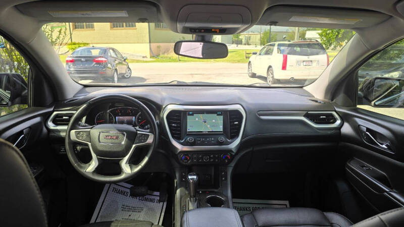 2017 GMC Acadia SLT-1