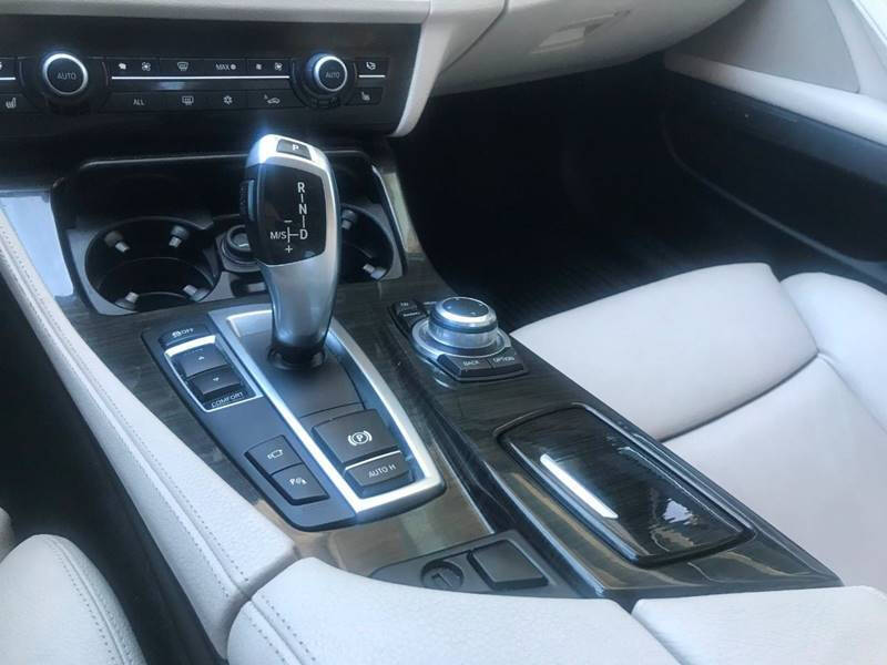 2012 BMW 5 Series 535i