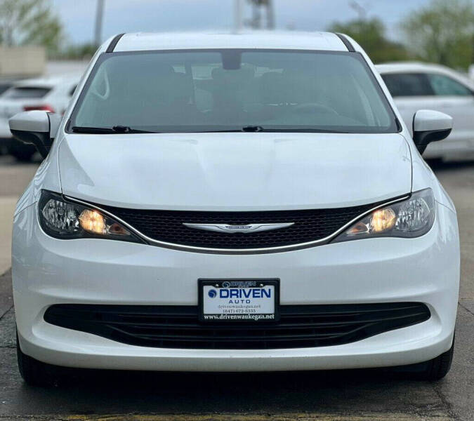 2017 Chrysler Pacifica LX