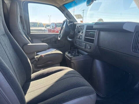 2024 GMC Savana 2500