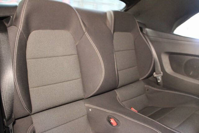 2017 Ford Mustang V6